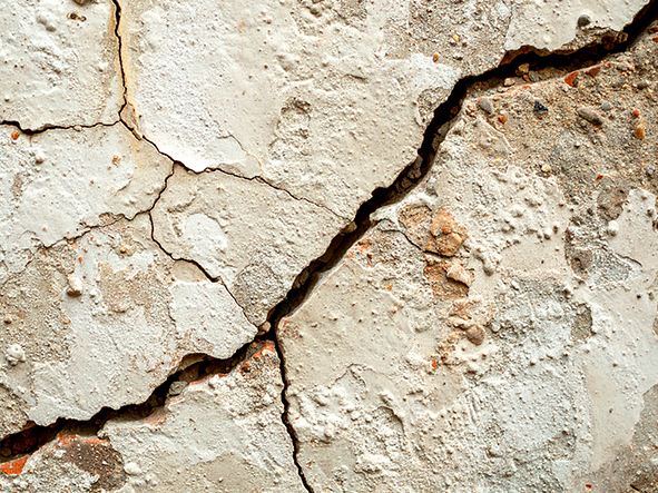 expert fissure : fissure large sur mur